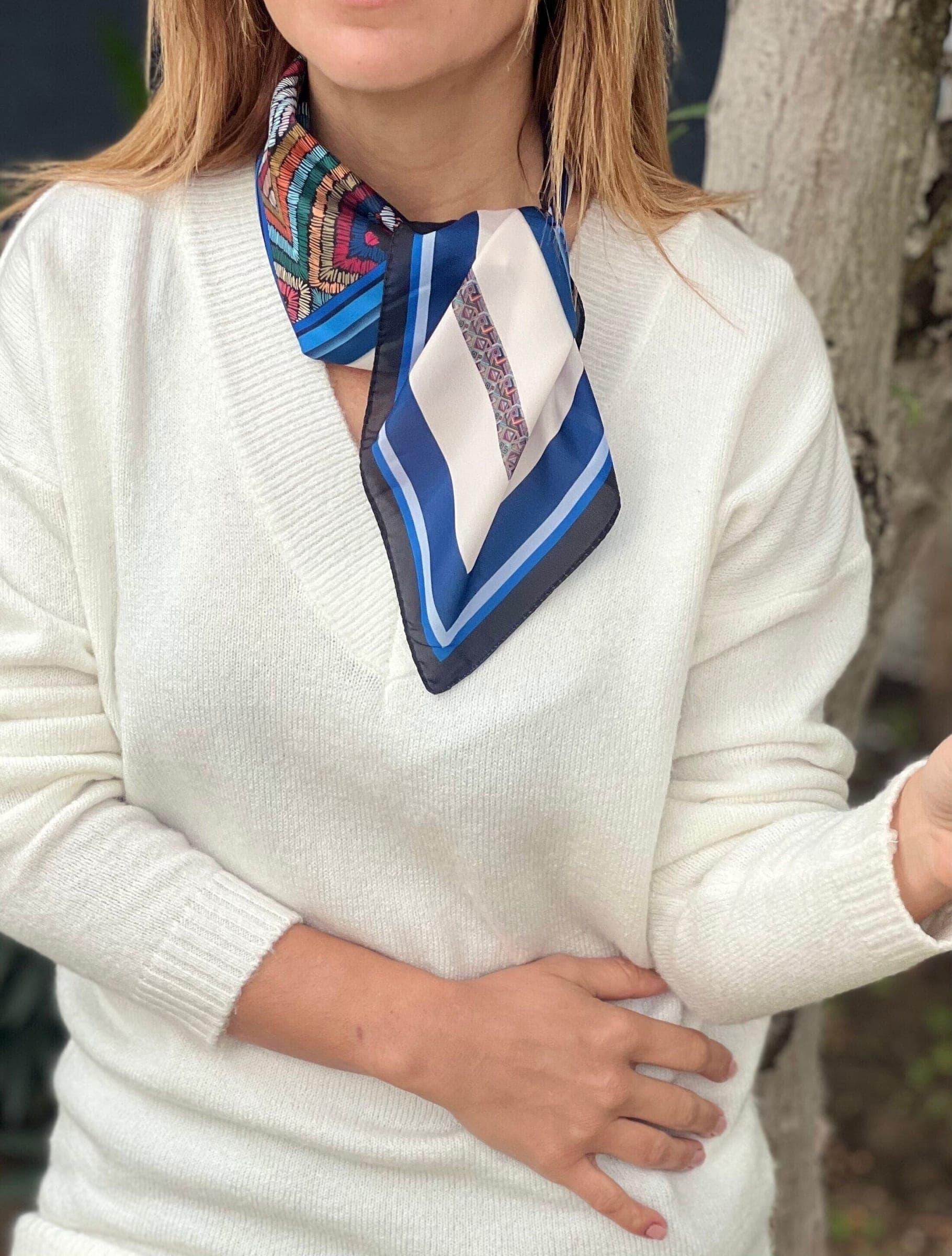 Boho Chic Geometric Print Silk Scarf for Women - Elegant Fashion Accessory